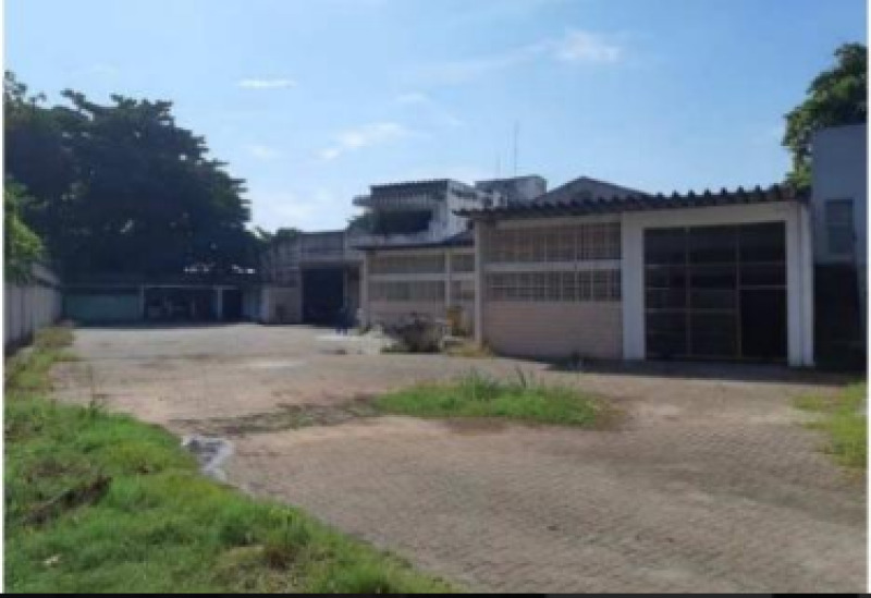 Prédio com galpão, Rua Elói Mendes n. 08, Fazenda Engenho do Porto, terras com 2.151,75m2, Duque De Caxias/RJ - leilão judicial - Duque de Caxias RJ - lance mínimo R$ 1.975.000