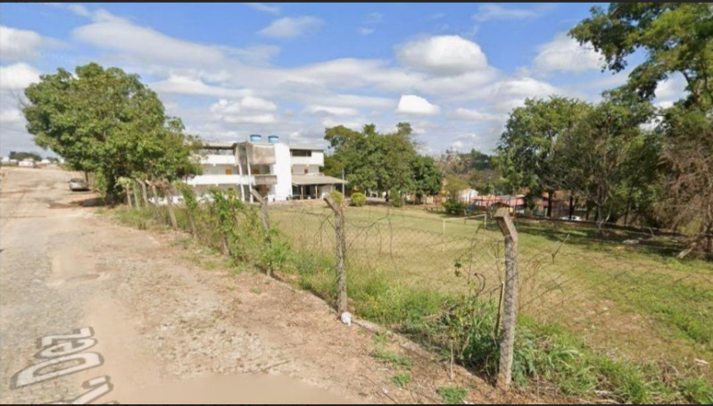 Terreno com área de 4.972 M², Rua Vinte e Sete. Iguatama/MG - leilão judicial - Iguatama MG - lance mínimo R$ 965.000