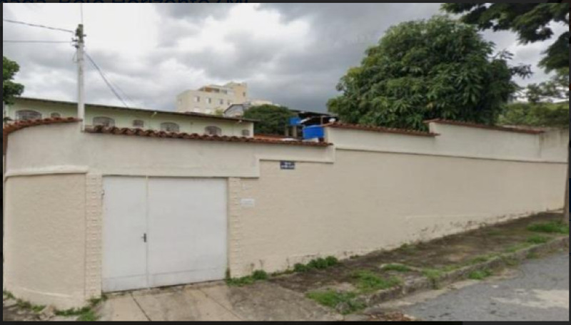 Casa, rua Antonio Olinto n°387, com área de 396m2, do lote 04, do quarteirão 28, bairro Esplanada. Belo Horizonte/MG - leilão judicial - Belo Horizonte MG - lance mínimo R$ 250.000