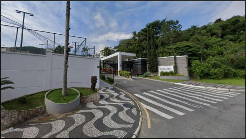 Leilão de Residencial Imóvel em Balneário Camboriú/SC - Lance Inicial R$ 450.000 - Judicial