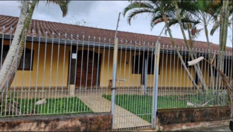 Uma casa, situada à Rua Lorena n° 14, no Loteamento denominado Bairro Sumaré. Caraguatatuba/SP - leilão judicial - Caraguatatuba SP - lance mínimo R$ 390.000