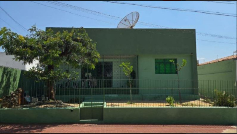 Patos/PB - Um (01) terreno próprio para construção, medindo - leilão judicial - Patos PB - lance mínimo R$ 975.000